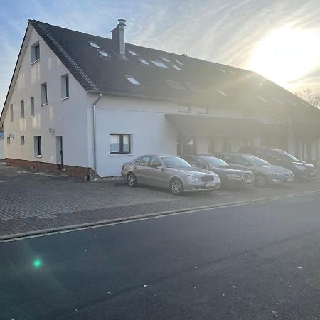 Bed4You Gaestehaus 1 Bergshausen Bagian luar foto