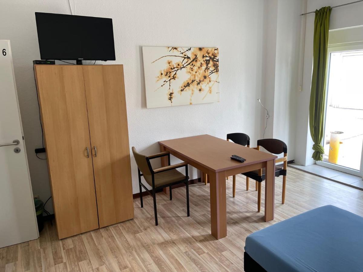 Bed4You Gaestehaus 1 Bergshausen Bagian luar foto
